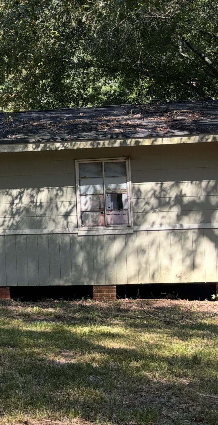 Side elevation with window AC unit